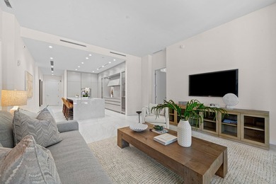 Discover the pinnacle of luxury living in the heart of downtown - photo 8