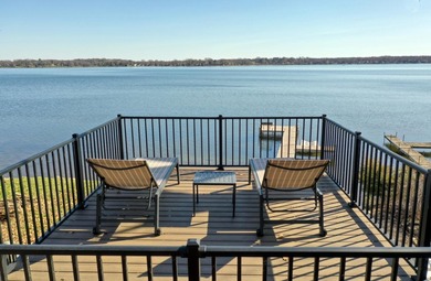 Perfectly perched and nestled upon the serene, exclusive shores - photo 3