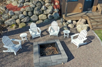 Perfectly perched and nestled upon the serene, exclusive shores - photo 7