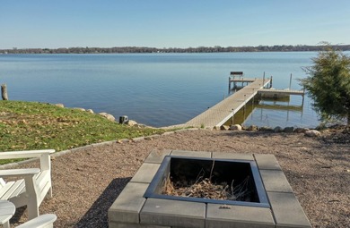 Perfectly perched and nestled upon the serene, exclusive shores - photo 10