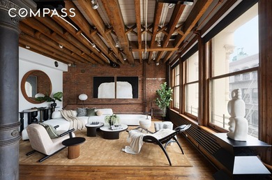 Welcome to this expansive 2,500+ square foot, 3-bedroom - photo 3