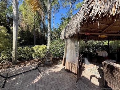 This extra-large 3,902 sq. ft. lot offers the ultimate in - photo 12