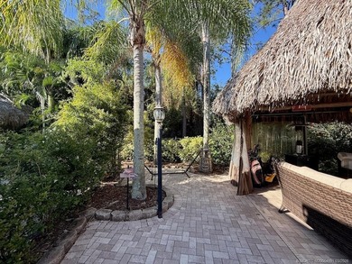 This extra-large 3,902 sq. ft. lot offers the ultimate in - photo 13