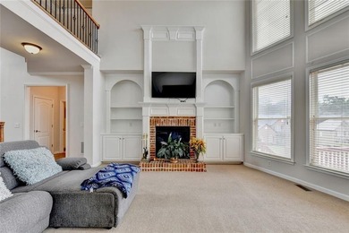 Welcome to this beautifully designed 5-bedroom, 4-bathroom home - photo 25