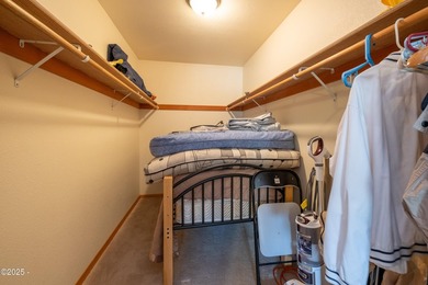 Fantastic opportunity to live and work in one location! Situated - photo 34
