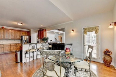 Welcome to this beautifully designed 5-bedroom, 4-bathroom home - photo 36