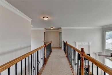 Welcome to this beautifully designed 5-bedroom, 4-bathroom home - photo 42