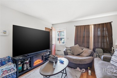 Terrific investment property or single family home in Cloverdale - photo 4