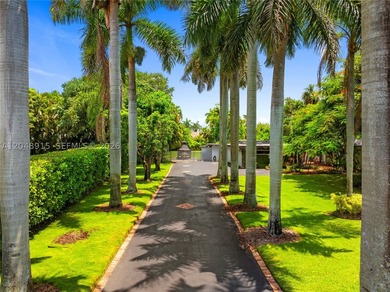 An exceptionally rare opportunity to own a gated estate on more - photo 2