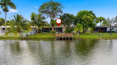 (private lake, pond, coastal) Home For Sale in Pembroke Pines Florida