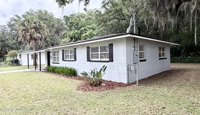 Stunning Fully Renovated Coastal Retreat with Intracoastal Views - photo 5
