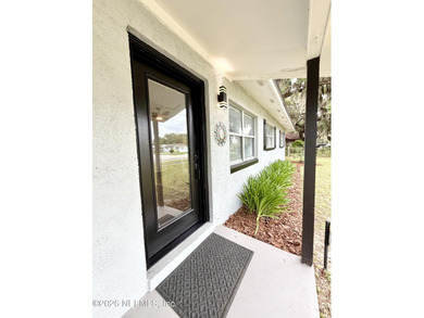 Stunning Fully Renovated Coastal Retreat with Intracoastal Views - photo 9