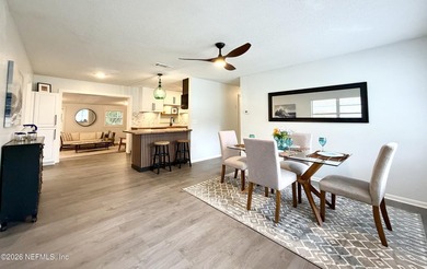 Stunning Fully Renovated Coastal Retreat with Intracoastal Views - photo 10