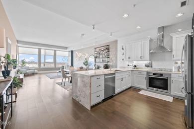 Beautifully updated luxury condo in the highly desirable Smokey