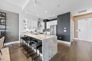 Beautifully updated luxury condo in the highly desirable Smokey
