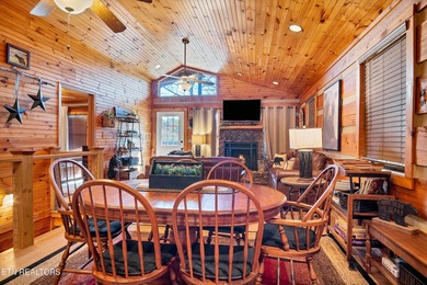 Fully furnished charming cabin in Laurel Valley. Cabin has been - photo 10