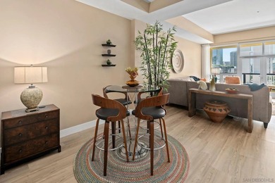 Welcome home to this stunningly renovated urban retreat at 350 W - photo 12