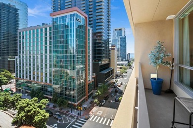 Welcome home to this stunningly renovated urban retreat at 350 W - photo 19