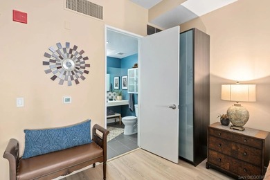Welcome home to this stunningly renovated urban retreat at 350 W - photo 25