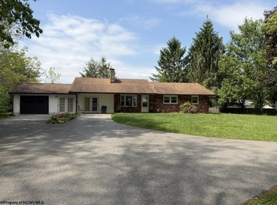 A country retreat property! 3-bedroom brick ranch home with - photo 31