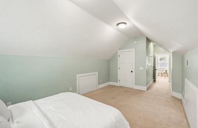 Located in Beaufort's highly regarded Hermitage neighborhood - photo 44