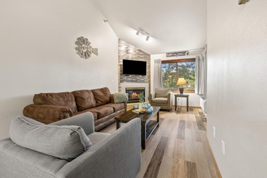Welcome to Unit 459 at The Cove of Lake Geneva, a beautifully - photo 3