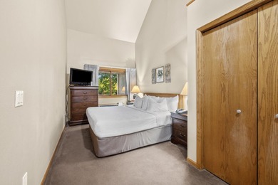 Welcome to Unit 459 at The Cove of Lake Geneva, a beautifully - photo 7