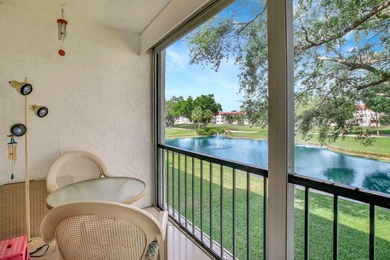 Bright Full Two Bedroom Corner With Water View On Par 3 Golf - photo 9