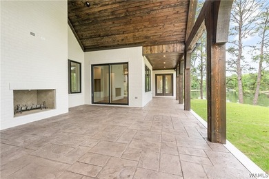 Escape to your own private oasis in this stunning 4 bedroom, 4.5 - photo 50
