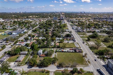 Prime 21,780 SF lot with 2,769 SF building on high-traffic NW - photo 3