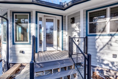 SELLER WILL ENTERTAIN ALL REASONABLE OFFERS. LAKEFRONT LUXURY - photo 13
