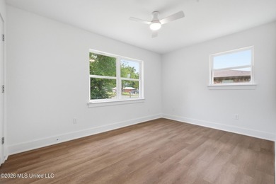 Welcome to your beautifully remodeled home in the highly - photo 20