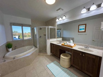 3 bedroom or family 3.5 bath spacious that overlooks the - photo 24