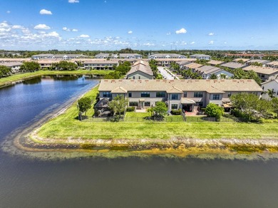 Beautifully upgraded 3BR/2.5BA two-story townhouse built in 2019 - photo 32