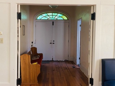 Step back in time with this unique 1930s architectural gem - photo 4
