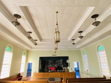 Step back in time with this unique 1930s architectural gem - photo 6