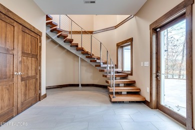 SELLER WILL ENTERTAIN ALL REASONABLE OFFERS. LAKEFRONT LUXURY - photo 43