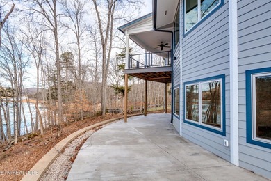 SELLER WILL ENTERTAIN ALL REASONABLE OFFERS. LAKEFRONT LUXURY - photo 56