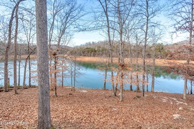SELLER WILL ENTERTAIN ALL REASONABLE OFFERS. LAKEFRONT LUXURY - photo 60