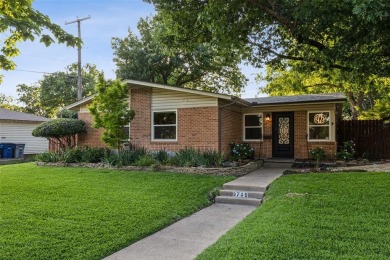 Lake Home For Sale in Dallas, Texas