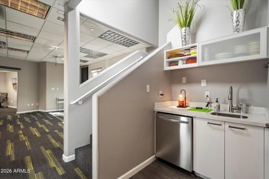 Exceptional standalone office building in North Scottsdale - photo 9