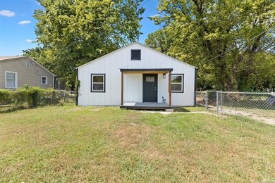 Arkansas River Home For Sale in Tulsa Oklahoma