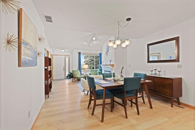 Welcome to easy, single-level living in this beautifully updated - photo 3