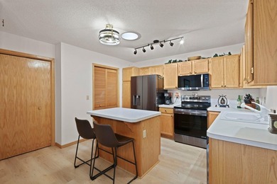 Welcome to easy, single-level living in this beautifully updated - photo 10