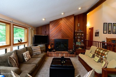 Discover the epitome of lakeside living in this exceptional - photo 8