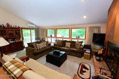 Discover the epitome of lakeside living in this exceptional - photo 9