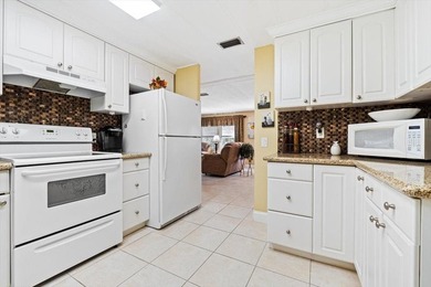 LOVELY UPGRADED MANUFACTURED HOME IN A LAND-OWNED ADULT - photo 10