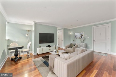 West-facing, 1-bedroom condo on the nineteenth floor of the - photo 5