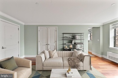 West-facing, 1-bedroom condo on the nineteenth floor of the - photo 6