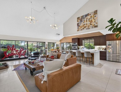 Premium Burg & DiVosta-built home in the Spanish Villa style - photo 4